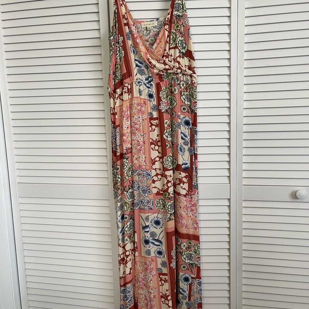 Promesa Patterened Colorblock Maxi Dress